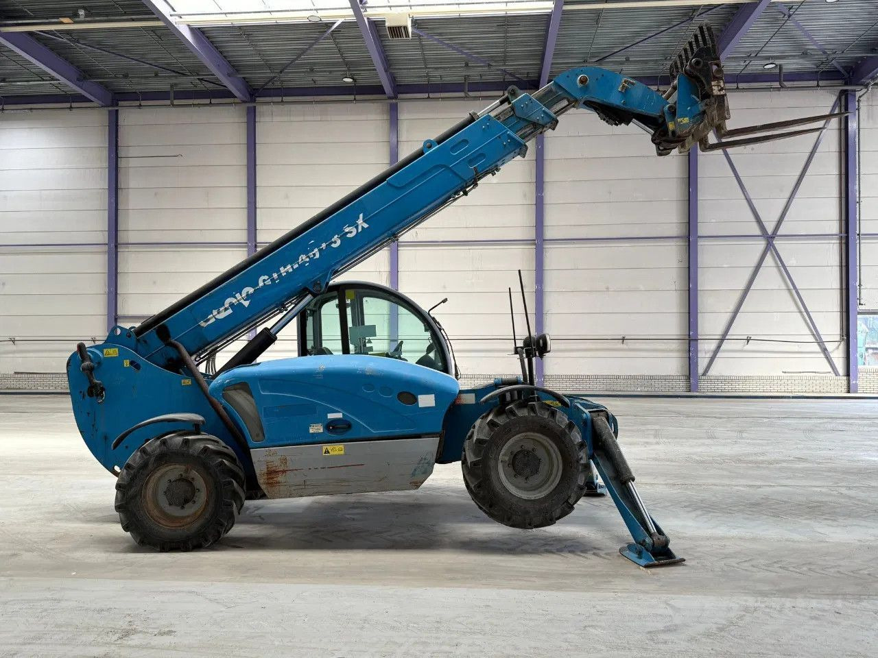 Genie GTH 4013 SX ONLY 3.274 HOURS - Телескопичен товарач: снимка 5 Genie GTH 4013 SX ONLY 3.274 HOURS - Телескопичен товарач: снимка 5