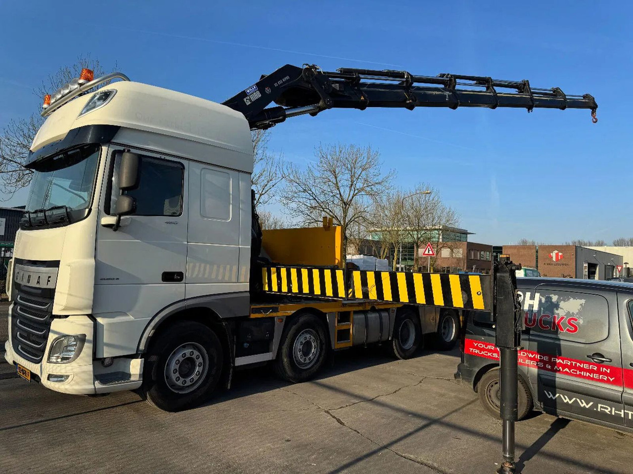 Ginaf G6 4140 CF 8X2 - EURO 6 + HIAB 855 EP-6 + REMOTE - Камион с кран, Бордови камион: снимка 2 Ginaf G6 4140 CF 8X2 - EURO 6 + HIAB 855 EP-6 + REMOTE - Камион с кран, Бордови камион: снимка 2