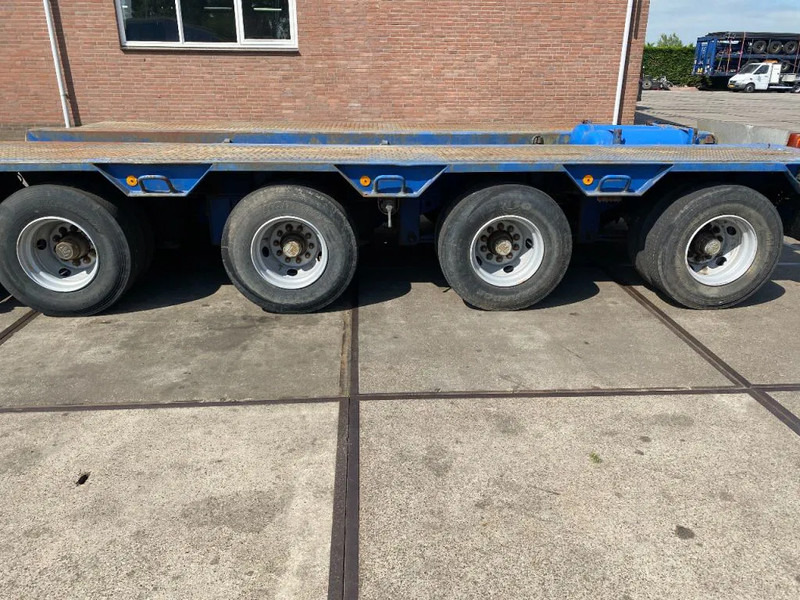 Goldhofer 4 AXEL STEERING - Нискорамна площадка полуремарке: снимка 4 Goldhofer 4 AXEL STEERING - Нискорамна площадка полуремарке: снимка 4