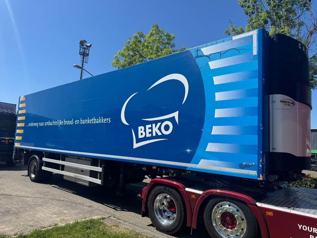 HRD SKFG - BPW AXLE + CARRIER VECTOR 1850MT - Рефрижератор полуремарке: снимка 2 HRD SKFG - BPW AXLE + CARRIER VECTOR 1850MT - Рефрижератор полуремарке: снимка 2