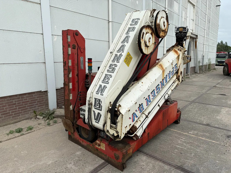 Hiab R330-F4 REMOTE CONTROLE AN STAMPS, HATZ MOTOR - Стрела: снимка 1 Hiab R330-F4 REMOTE CONTROLE AN STAMPS, HATZ MOTOR - Стрела: снимка 1