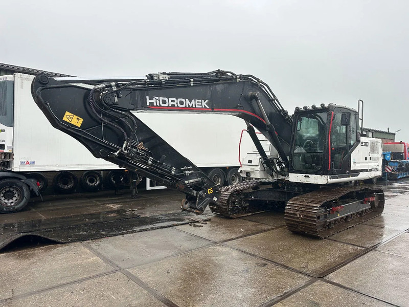 Hidromek HMK 230LC-4 CE, 700 MM PADS, CV, PIPED AUX PIPING,QH, AUTO LUBE, AC REVERSE CAMERA - Верижен багер: снимка 3 Hidromek HMK 230LC-4 CE, 700 MM PADS, CV, PIPED AUX PIPING,QH, AUTO LUBE, AC REVERSE CAMERA - Верижен багер: снимка 3