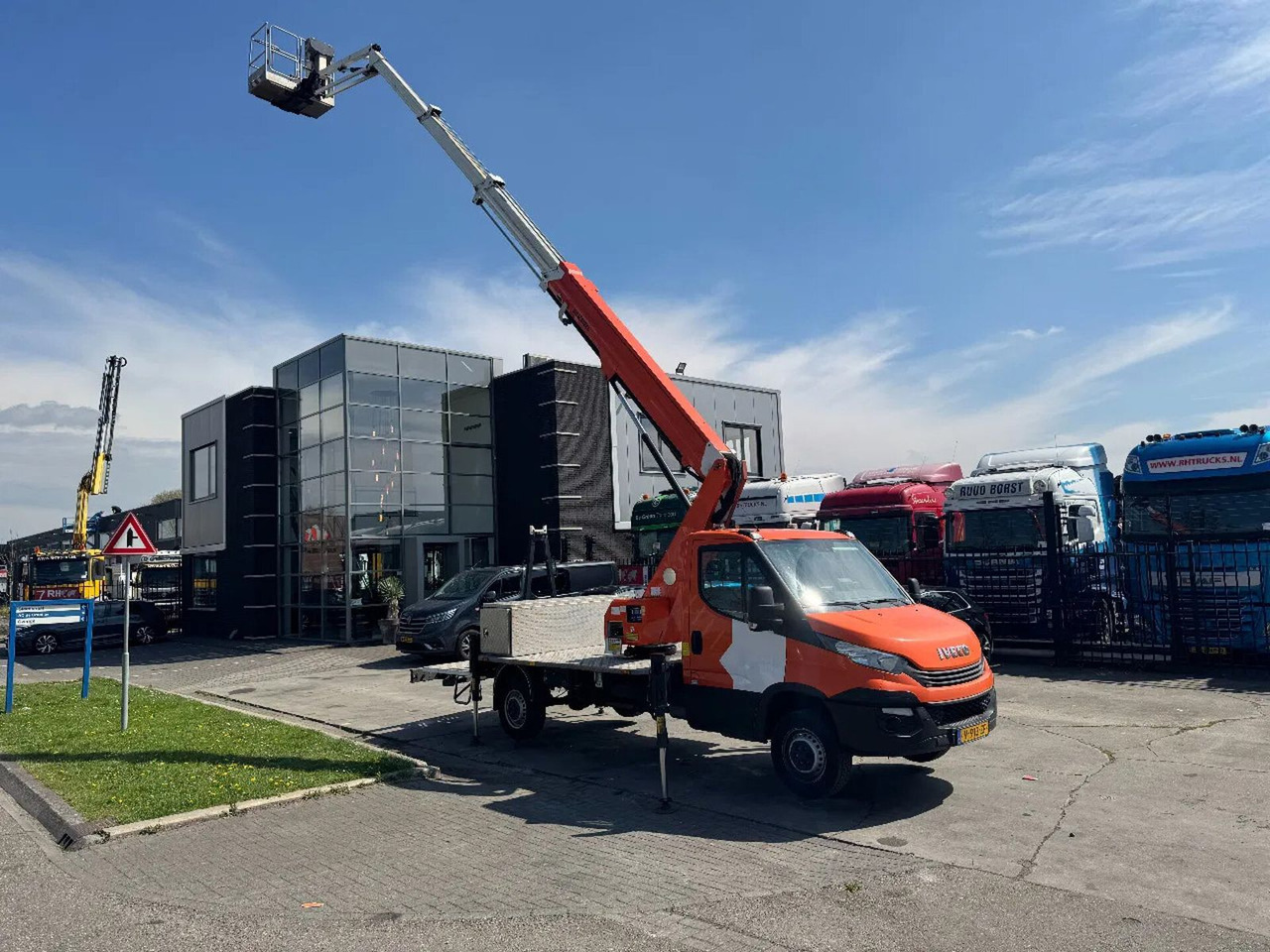 Iveco DAILY 35 140 SCORPION 2112J 2019 - Автовишка: снимка 5 Iveco DAILY 35 140 SCORPION 2112J 2019 - Автовишка: снимка 5