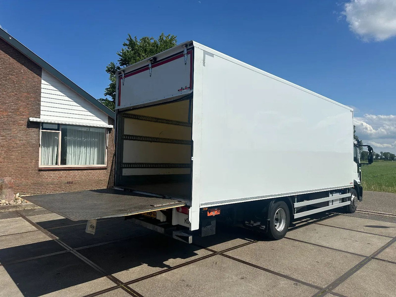 Iveco ML 150 -220, DHOLLANDIA LIFT, BOX 760X250X250 CM - Камион фургон: снимка 4 Iveco ML 150 -220, DHOLLANDIA LIFT, BOX 760X250X250 CM - Камион фургон: снимка 4