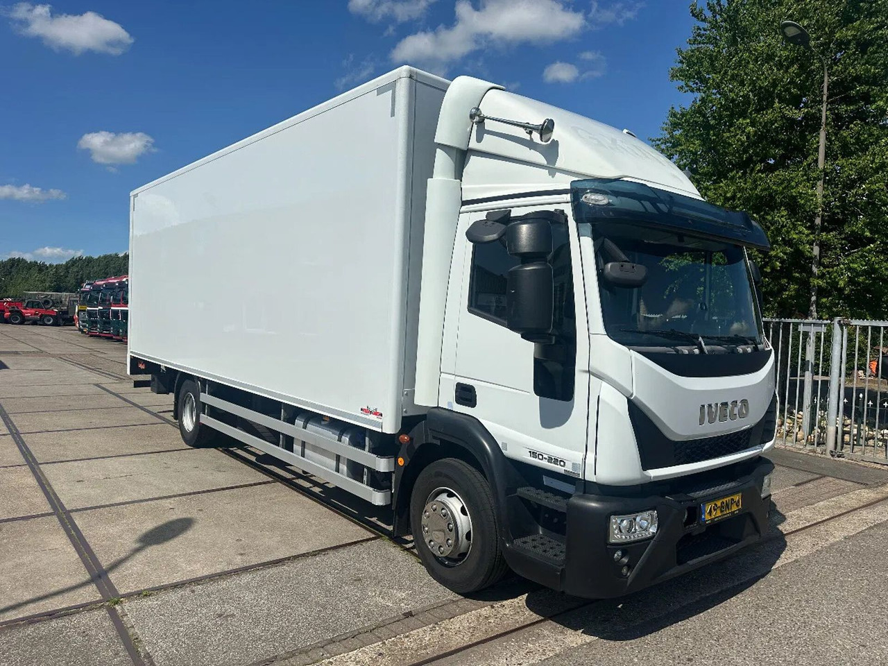 Iveco ML 150 -220, DHOLLANDIA LIFT, BOX 760X250X250 CM - Камион фургон: снимка 3 Iveco ML 150 -220, DHOLLANDIA LIFT, BOX 760X250X250 CM - Камион фургон: снимка 3