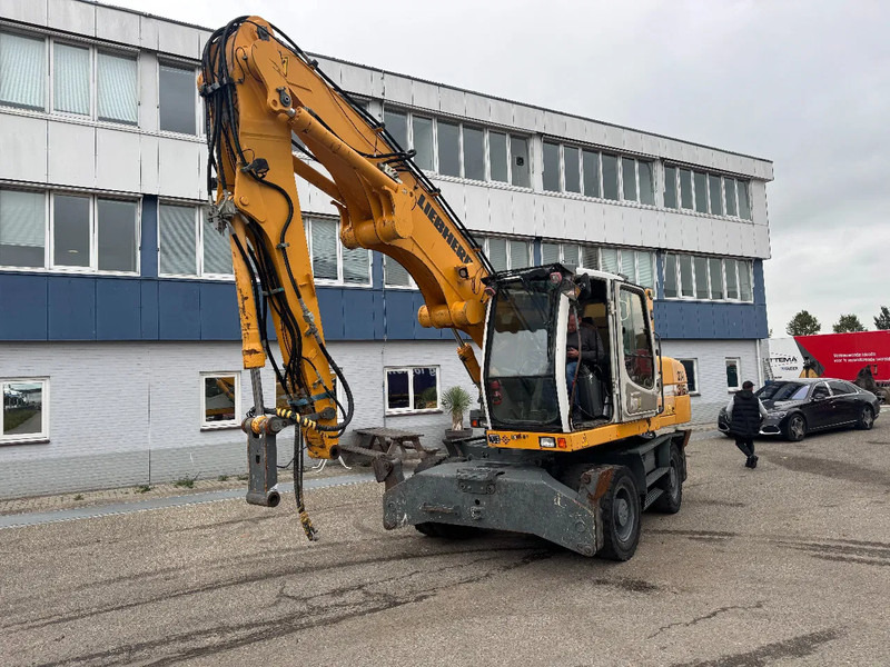 Liebherr A 316 LITRONIC CABIN HIGH CE - Багер за манипулиране на материали: снимка 5 Liebherr A 316 LITRONIC CABIN HIGH CE - Багер за манипулиране на материали: снимка 5