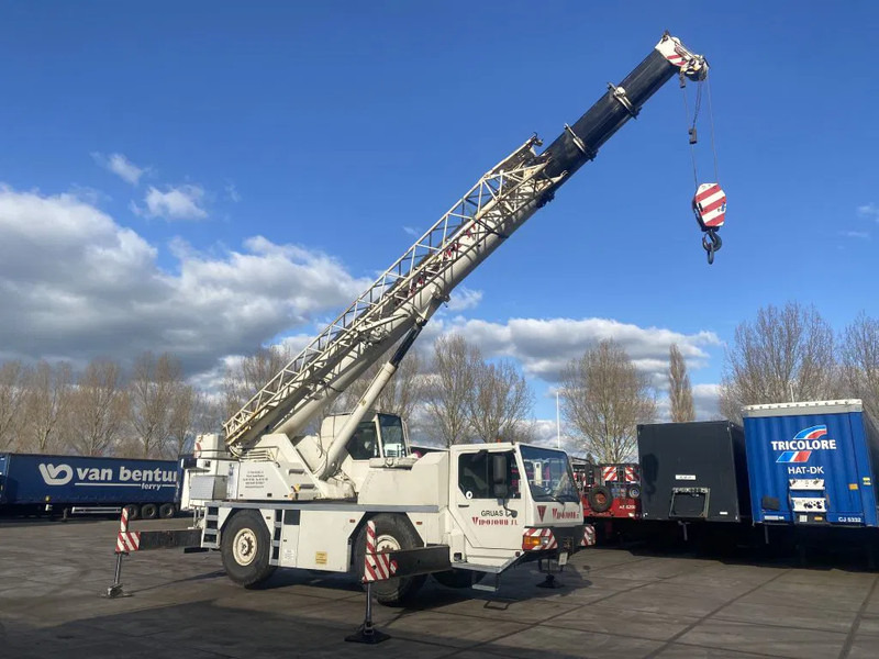 Liebherr LTM1030 - Кран за всякакви терени: снимка 1 Liebherr LTM1030 - Кран за всякакви терени: снимка 1