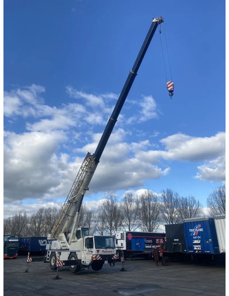 Liebherr LTM1030 - Кран за всякакви терени: снимка 3 Liebherr LTM1030 - Кран за всякакви терени: снимка 3