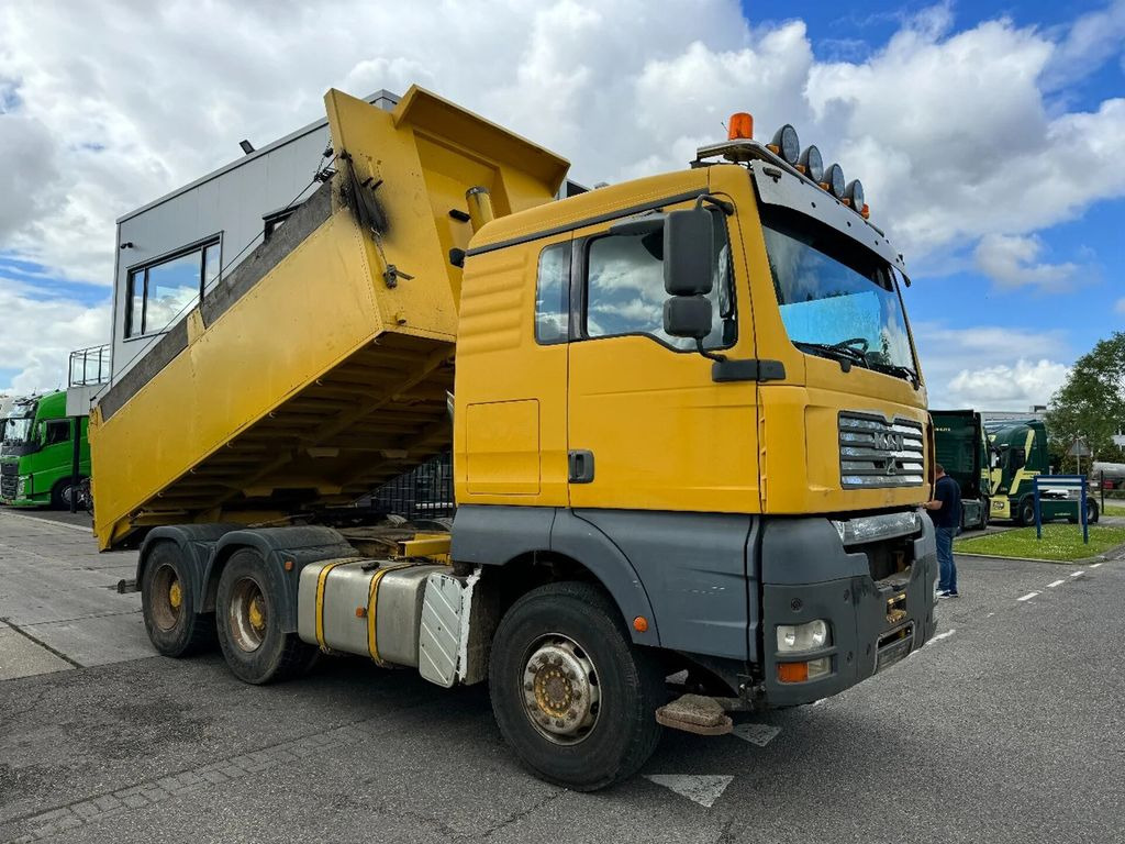 MAN TGA 26.530 6X4 MANUAL 3 PEDALS - Самосвал камион: снимка 2 MAN TGA 26.530 6X4 MANUAL 3 PEDALS - Самосвал камион: снимка 2