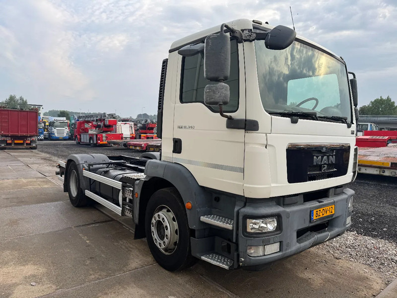 MAN TGM 18.340 4X2 EURO 5 CHASSIS - Шаси кабина: снимка 3 MAN TGM 18.340 4X2 EURO 5 CHASSIS - Шаси кабина: снимка 3