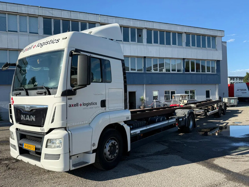 MAN TGS 18.420 EURO 6 + KRONE 2 AXLE + 2x DHOLLANDIA LIFT - Контейнеровоз/ Сменна каросерия камион: снимка 1 MAN TGS 18.420 EURO 6 + KRONE 2 AXLE + 2x DHOLLANDIA LIFT - Контейнеровоз/ Сменна каросерия камион: снимка 1