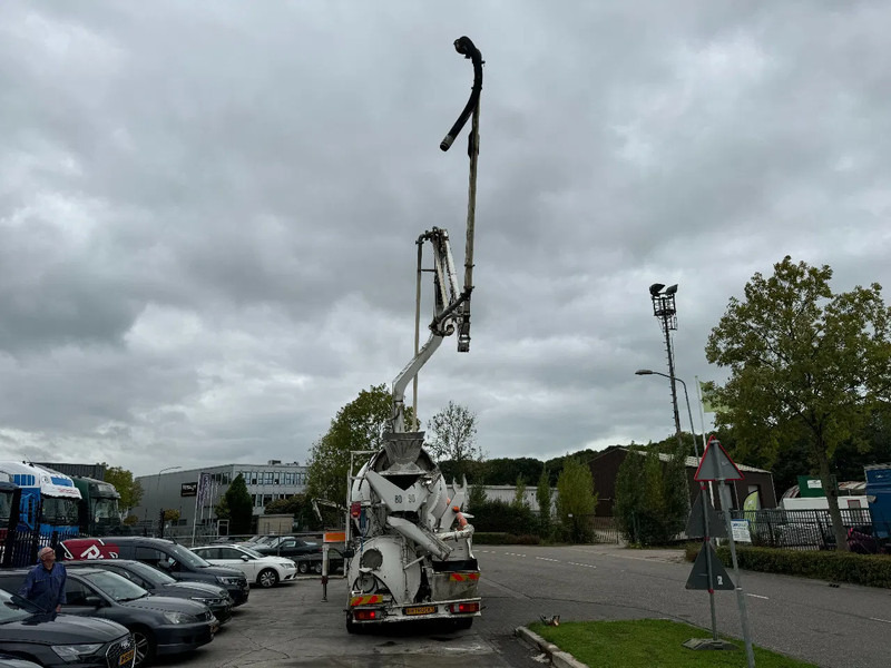 MAN TGS 35.400 8X4 PUTZMEISTER PUMP 21-3 + LIEBHERR MIXER - Бетон помпа: снимка 3 MAN TGS 35.400 8X4 PUTZMEISTER PUMP 21-3 + LIEBHERR MIXER - Бетон помпа: снимка 3