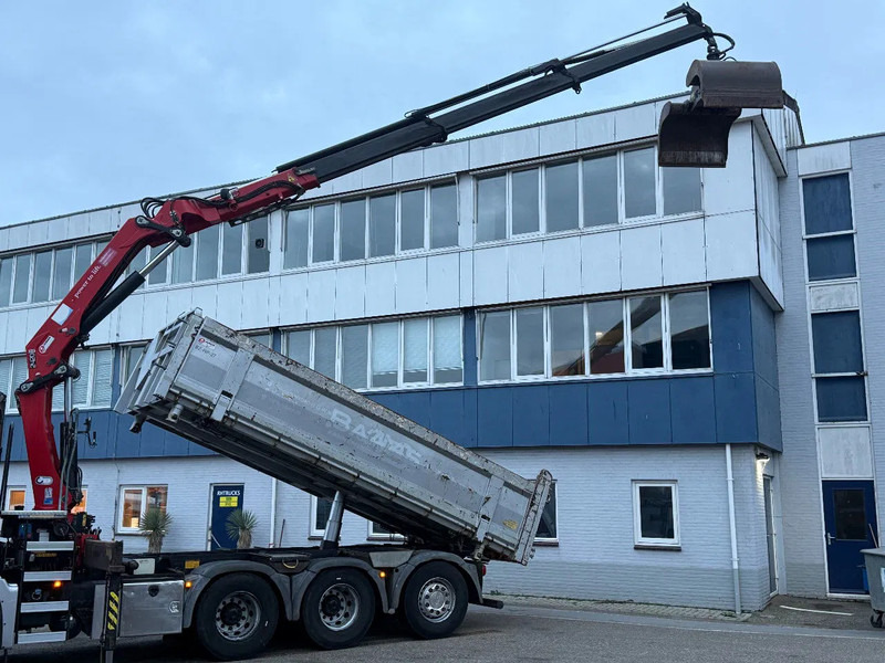 MAN TGS 35.480 8X4 + HMF 2420-K3 REMOTE + TIPPER - Камион с кран: снимка 3 MAN TGS 35.480 8X4 + HMF 2420-K3 REMOTE + TIPPER - Камион с кран: снимка 3