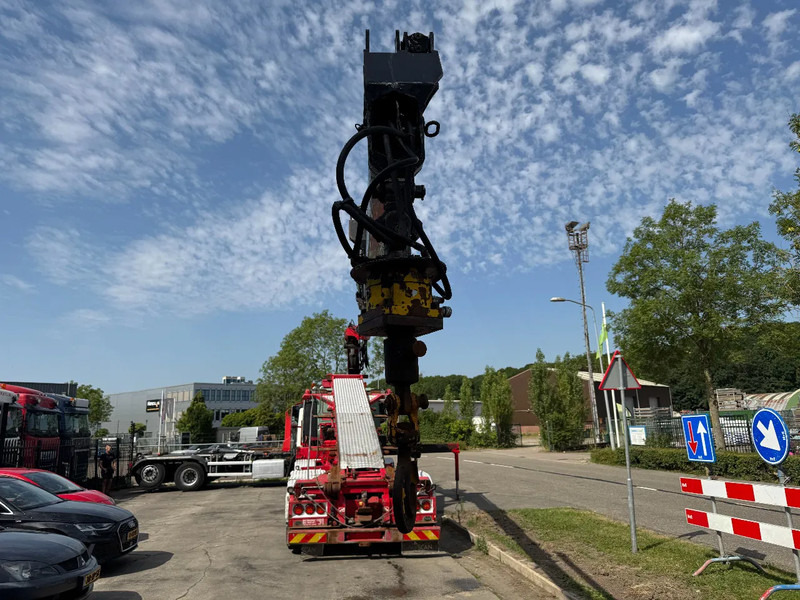 MAN TGS 35.480 8X4 HMF 2420 K5 + HMF ABLE + REMOTE CONTROL - Камион с кабелна система, Камион с кран: снимка 5 MAN TGS 35.480 8X4 HMF 2420 K5 + HMF ABLE + REMOTE CONTROL - Камион с кабелна система, Камион с кран: снимка 5