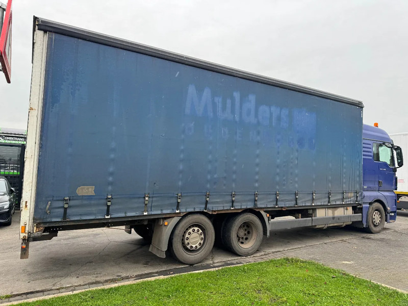 MAN TGX 26.400 6X2 - EURO 4 + LIFT + STEERING AXLE + TÜV 10-2025 - Камион с брезент: снимка 5 MAN TGX 26.400 6X2 - EURO 4 + LIFT + STEERING AXLE + TÜV 10-2025 - Камион с брезент: снимка 5