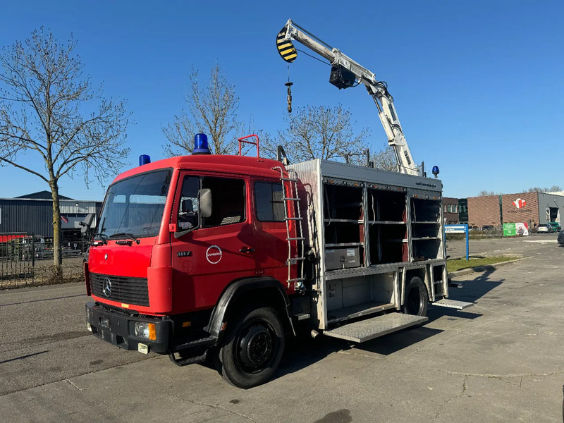 Mercedes-Benz 1117 4X2 FIRE TRUCK HIAB 050A ONLY 105787 KM - Пожарна кола: снимка 1 Mercedes-Benz 1117 4X2 FIRE TRUCK HIAB 050A ONLY 105787 KM - Пожарна кола: снимка 1