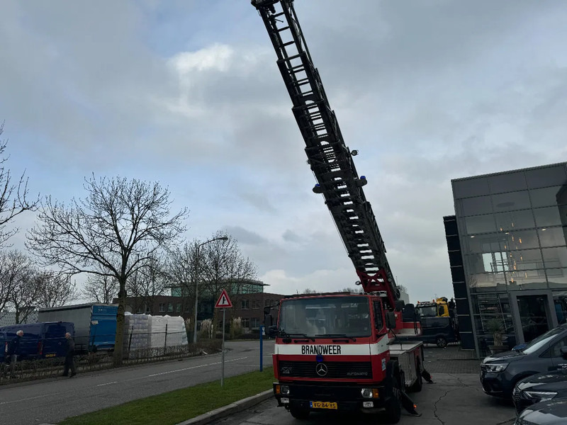 Mercedes-Benz 1120 OF MAGIRUS 24 METER + KORF + SLANGS - Пожарна кола: снимка 3 Mercedes-Benz 1120 OF MAGIRUS 24 METER + KORF + SLANGS - Пожарна кола: снимка 3