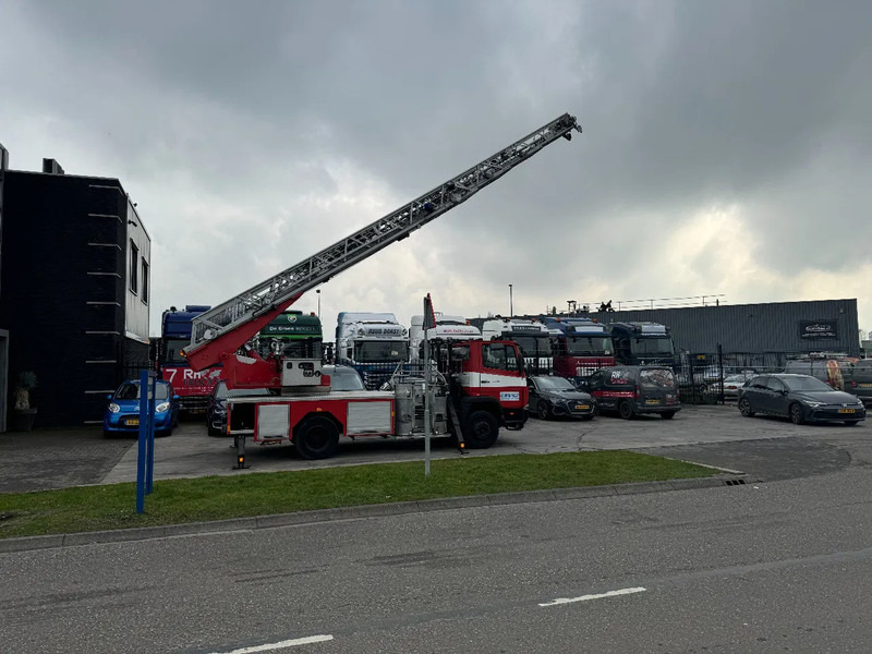 Mercedes-Benz 1120 OF MAGIRUS 24 METER + KORF + SLANGS - Пожарна кола: снимка 4 Mercedes-Benz 1120 OF MAGIRUS 24 METER + KORF + SLANGS - Пожарна кола: снимка 4