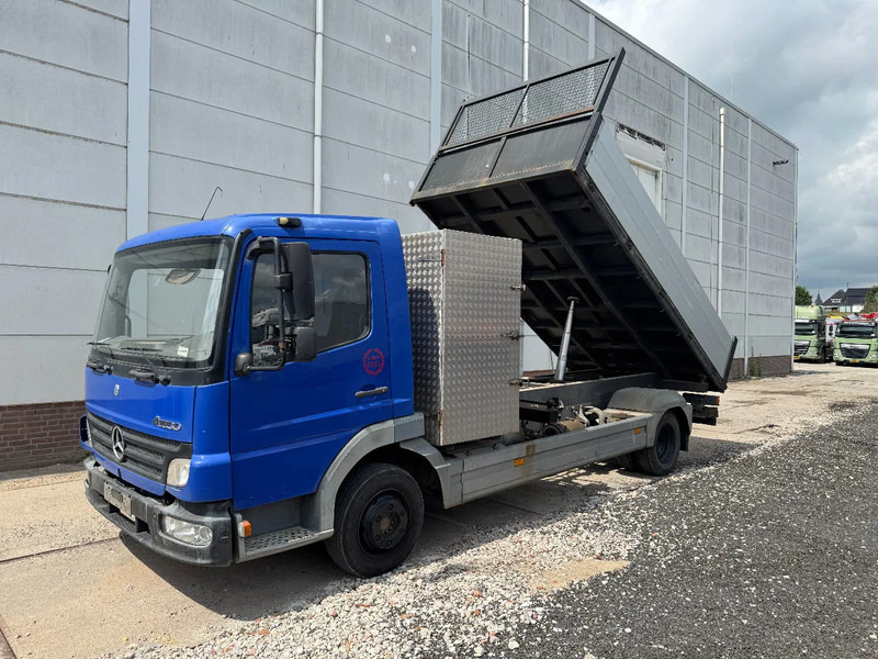Mercedes-Benz Atego 815 4X2 3 WAY KIPPER FULL STEEL MANUAL GEAR - Самосвал камион: снимка 1 Mercedes-Benz Atego 815 4X2 3 WAY KIPPER FULL STEEL MANUAL GEAR - Самосвал камион: снимка 1