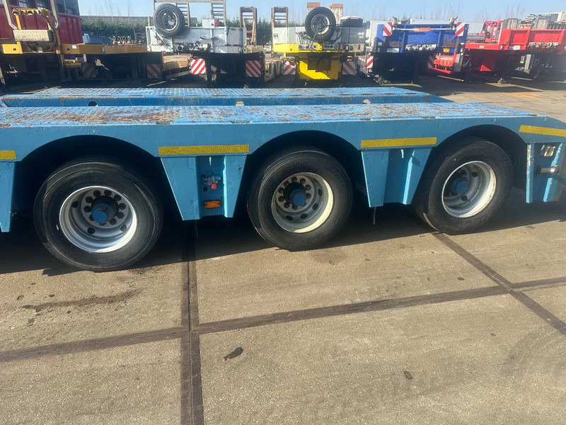 Нискорамна площадка полуремарке Nooteboom EURO 54-03 3 AXLE STEERING, EXTENDABLE: снимка 12 Нискорамна площадка полуремарке Nooteboom EURO 54-03 3 AXLE STEERING, EXTENDABLE: снимка 12