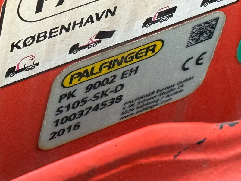 Лизинг на Scania G370 4X4 EURO 6 + 3-SIDE TIPPER + PALFINGER PK9002 + REMOTE Scania G370 4X4 EURO 6 + 3-SIDE TIPPER + PALFINGER PK9002 + REMOTE: снимка 8