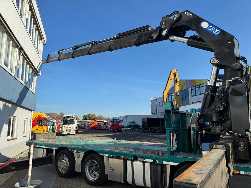 Scania G440 8X2 EURO 6 HMF 8520 + REMOTE CONTROL TWISTLOCKS - Камион с кран: снимка 4 Scania G440 8X2 EURO 6 HMF 8520 + REMOTE CONTROL TWISTLOCKS - Камион с кран: снимка 4