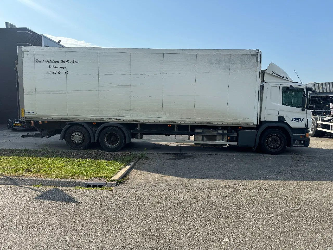 Scania P280 6X2 SCHMITZ BOX + ZEPRO 2000KG LIFT EURO 6 - Камион фургон: снимка 4 Scania P280 6X2 SCHMITZ BOX + ZEPRO 2000KG LIFT EURO 6 - Камион фургон: снимка 4