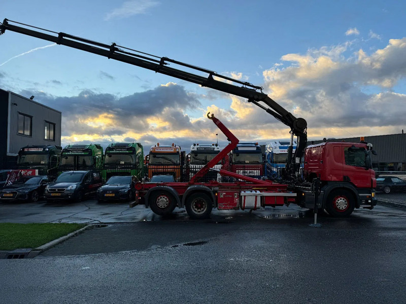 Scania P320 6X2 - EURO 6 + HIAB XS 144 HIPRO + REMOTE + HIAB HOOK + RETARDER - Камион с кран: снимка 5 Scania P320 6X2 - EURO 6 + HIAB XS 144 HIPRO + REMOTE + HIAB HOOK + RETARDER - Камион с кран: снимка 5