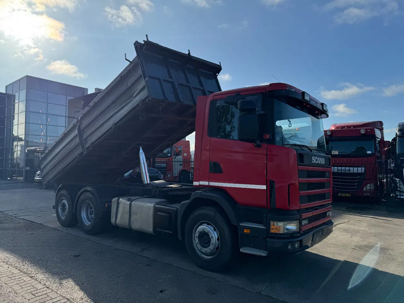 Scania R124-470 6X2 KIPPER EURO 3 - Самосвал камион: снимка 2 Scania R124-470 6X2 KIPPER EURO 3 - Самосвал камион: снимка 2