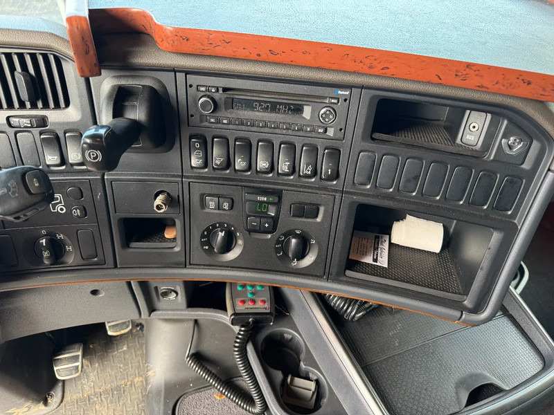 Камион за дърва Scania R580 6X4 EPSILON S270L88 2 AXLE HANGER: снимка 13 Камион за дърва Scania R580 6X4 EPSILON S270L88 2 AXLE HANGER: снимка 13