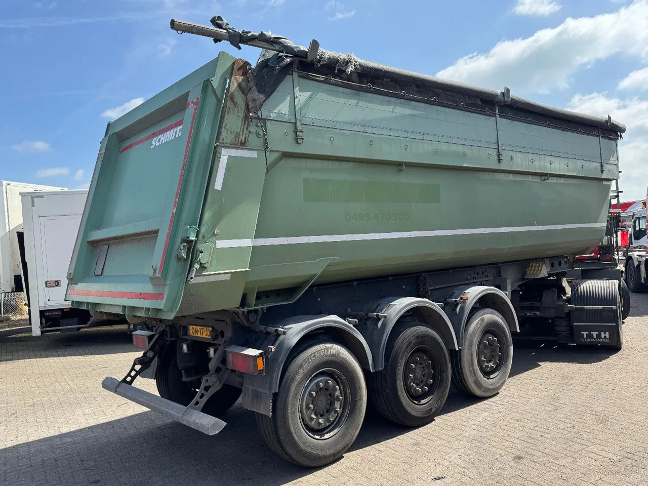 Schmitz Cargobull SGF*3 LIFTING AXLE - Самосвал полуремарке: снимка 4 Schmitz Cargobull SGF*3 LIFTING AXLE - Самосвал полуремарке: снимка 4