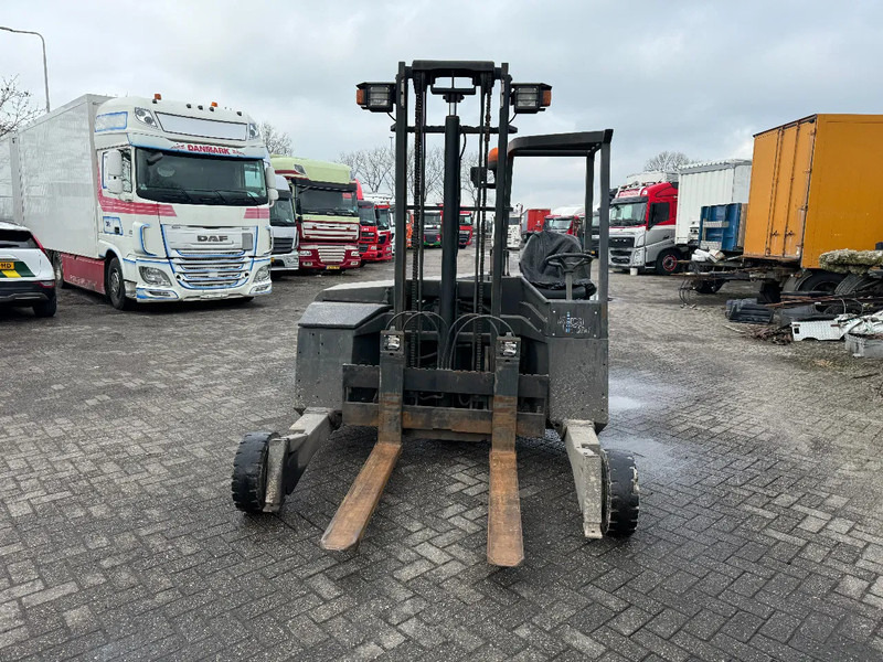Terberg TKL 3X3 M 2000 KG KINGLIFTER 3,6 METER HEIGH CE MARK - Мотокар за монтаж на камиони: снимка 3 Terberg TKL 3X3 M 2000 KG KINGLIFTER 3,6 METER HEIGH CE MARK - Мотокар за монтаж на камиони: снимка 3