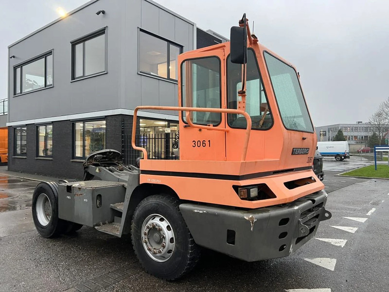 Terberg YT 222 YT222 - Терминален влекач: снимка 3 Terberg YT 222 YT222 - Терминален влекач: снимка 3