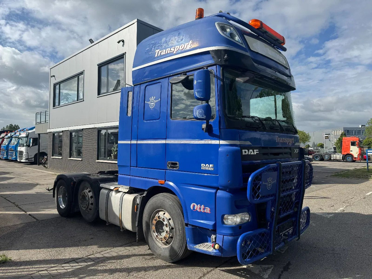 Влекач DAF XF 105.510 6X2 EURO 5 MANUAL GEAR + HYDRAULIC ON: снимка 1