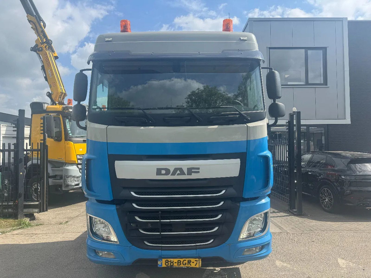 DAF XF 440 6X2 EURO 6 TÜV 09-2025 - Влекач: снимка 2 DAF XF 440 6X2 EURO 6 TÜV 09-2025 - Влекач: снимка 2