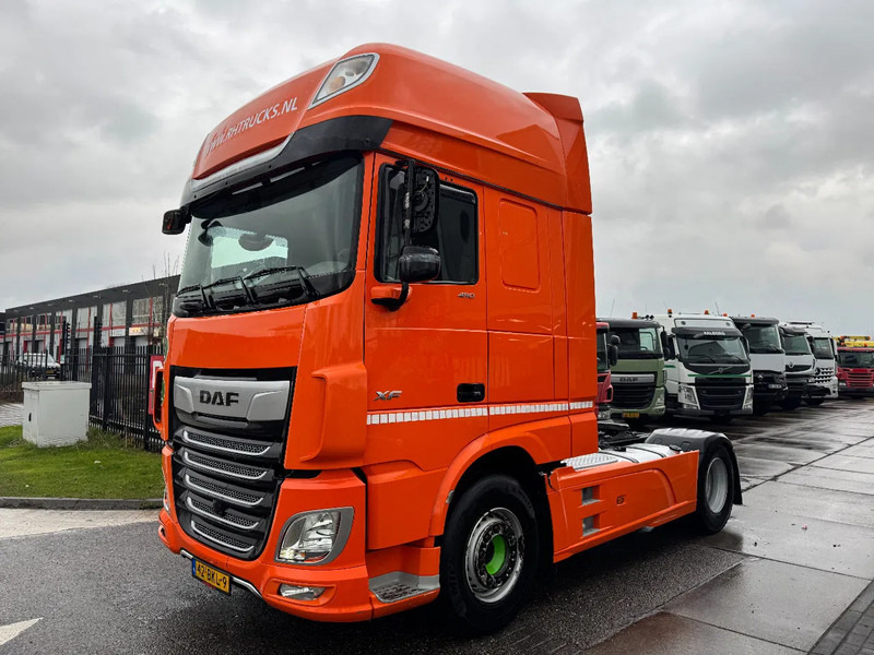 DAF XF 450 4X2 - EURO 6 + FULL SPOILER + NL TRUCK - Влекач: снимка 3 DAF XF 450 4X2 - EURO 6 + FULL SPOILER + NL TRUCK - Влекач: снимка 3