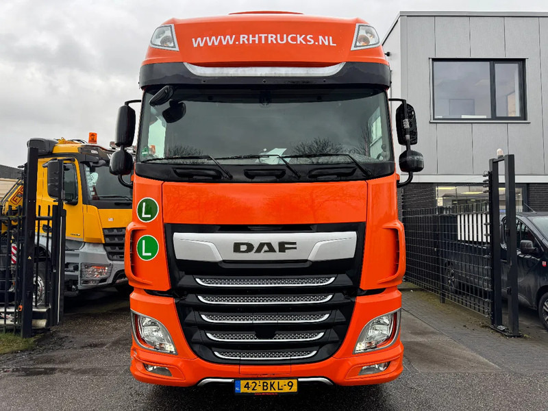 DAF XF 450 4X2 - EURO 6 + FULL SPOILER + NL TRUCK - Влекач: снимка 4 DAF XF 450 4X2 - EURO 6 + FULL SPOILER + NL TRUCK - Влекач: снимка 4