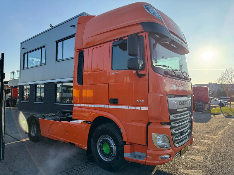 DAF XF 450 4X2 - EURO 6 + FULL SPOILER - Влекач: снимка 5 DAF XF 450 4X2 - EURO 6 + FULL SPOILER - Влекач: снимка 5