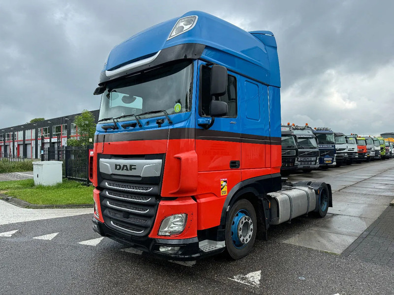 DAF XF 450 4X2 LOW DECK EURO 6 - Влекач: снимка 1 DAF XF 450 4X2 LOW DECK EURO 6 - Влекач: снимка 1