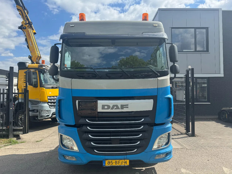 DAF XF 460 4X2 EURO 6 ADR TRS SYSTEM - Влекач: снимка 2 DAF XF 460 4X2 EURO 6 ADR TRS SYSTEM - Влекач: снимка 2