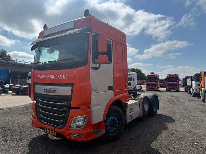 DAF XF 460 6X2 EURO 6 LIFTING AND STEERING AXLE - Влекач: снимка 2 DAF XF 460 6X2 EURO 6 LIFTING AND STEERING AXLE - Влекач: снимка 2