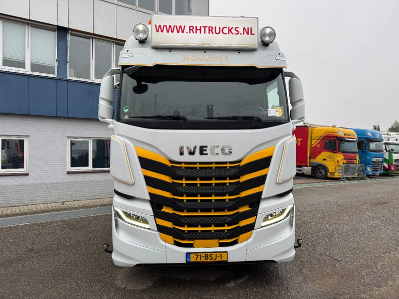 Iveco S-WAY 460 4X2 EURO 6 SKIRTS DOUBLE TANK - Влекач: снимка 2 Iveco S-WAY 460 4X2 EURO 6 SKIRTS DOUBLE TANK - Влекач: снимка 2