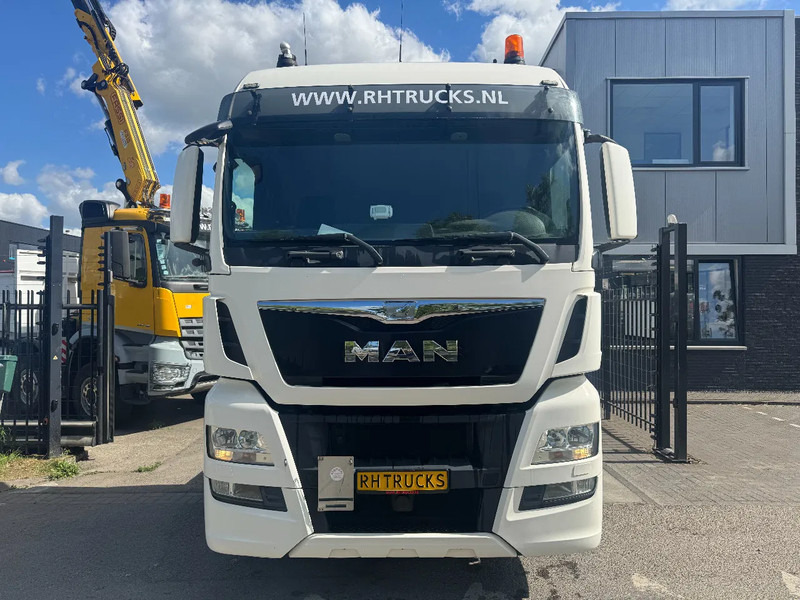 MAN TGX 26.480 6X2 EURO 6 SPOILERS AUTOMATIC - Влекач: снимка 2 MAN TGX 26.480 6X2 EURO 6 SPOILERS AUTOMATIC - Влекач: снимка 2