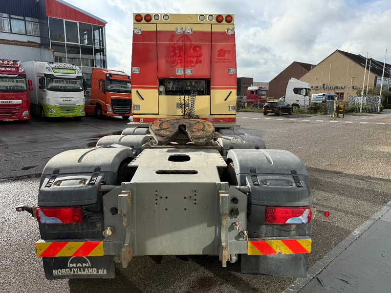 Влекач MAN TGX 41.540 8X4 170 TON+ RETARDER + PTO HYDRAULICS - ONLY 182.827 KM: снимка 6 Влекач MAN TGX 41.540 8X4 170 TON+ RETARDER + PTO HYDRAULICS - ONLY 182.827 KM: снимка 6