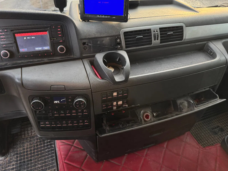 Влекач MAN TGX 41.540 8X4 250 TON EURO 5 RETARDER PTO HYDRAULICS HUB REDUCTION: снимка 16