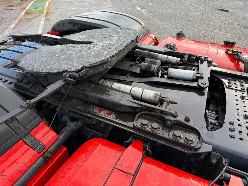 Mercedes-Benz Actros 1842 4X2 MEGA + LIFTING DISH (HEFSCHOTEL) - Влекач: снимка 2 Mercedes-Benz Actros 1842 4X2 MEGA + LIFTING DISH (HEFSCHOTEL) - Влекач: снимка 2