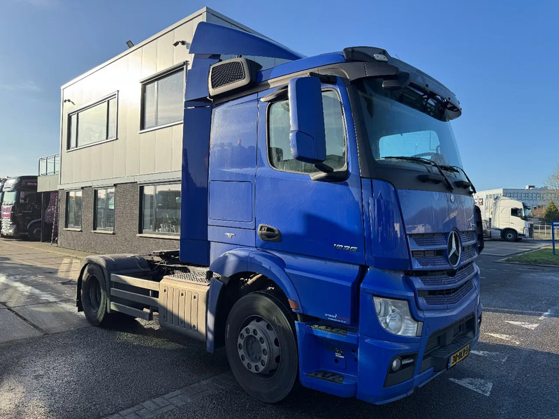 Mercedes-Benz Actros 1936 4X2 - EURO 6 SPOILERS - Влекач: снимка 3 Mercedes-Benz Actros 1936 4X2 - EURO 6 SPOILERS - Влекач: снимка 3