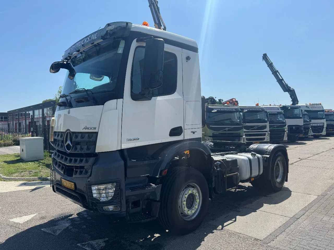 Влекач Mercedes-Benz Arocs 1939 4X2 EURO 6 HUB REDUCTION: снимка 1