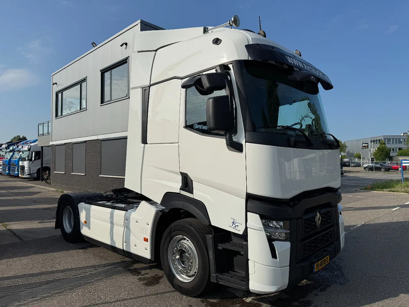 Renault T440 - 13-LITER ENGINE! - EURO 6 SKIRTS SPOILER AIRCO - Влекач: снимка 4 Renault T440 - 13-LITER ENGINE! - EURO 6 SKIRTS SPOILER AIRCO - Влекач: снимка 4