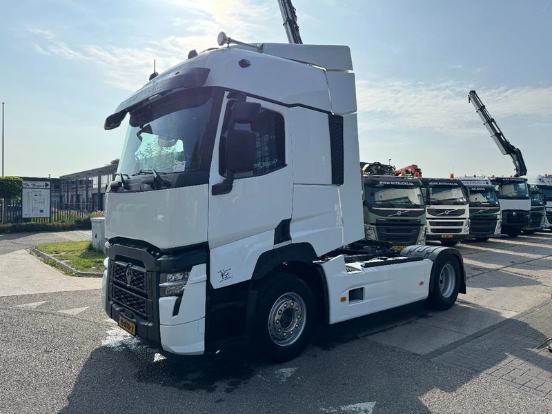 Renault T440 - 13-LITER ENGINE! - EURO 6 SKIRTS SPOILER AIRCO - Влекач: снимка 1 Renault T440 - 13-LITER ENGINE! - EURO 6 SKIRTS SPOILER AIRCO - Влекач: снимка 1